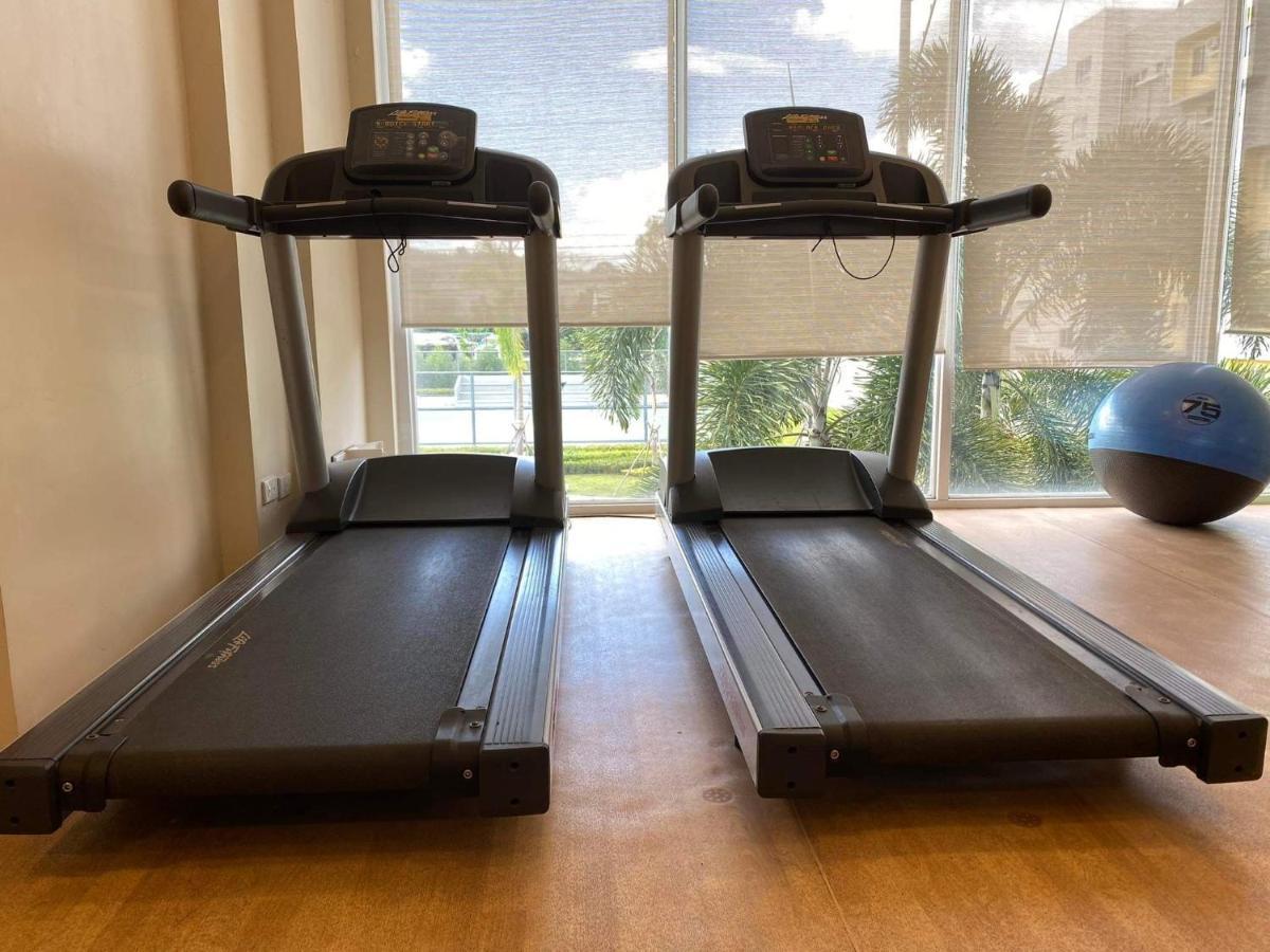 Entire 2Br Condo Unit@8 Spatial Condominium Davao Luaran gambar