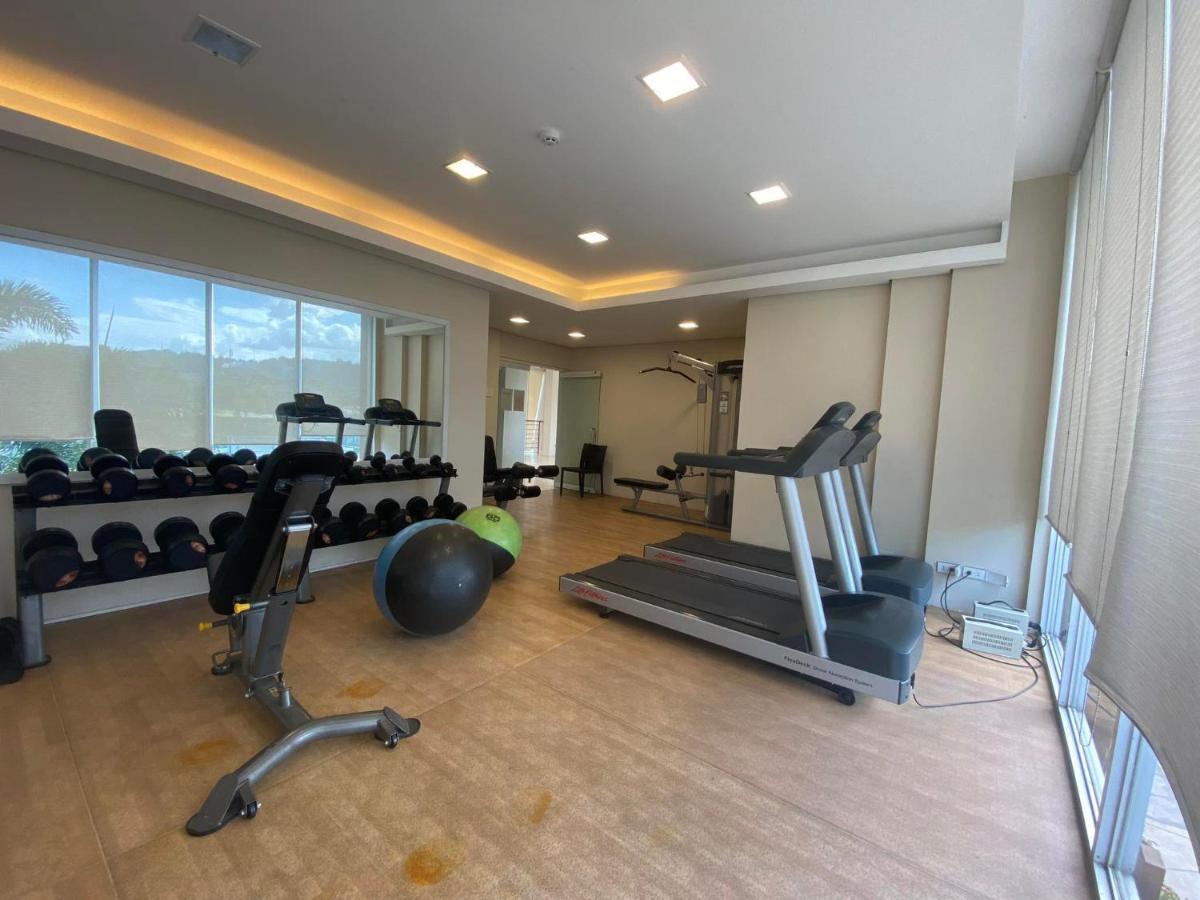 Entire 2Br Condo Unit@8 Spatial Condominium Davao Luaran gambar